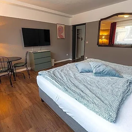 Ziegenhagen Otel *